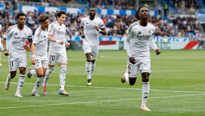 欧洲篮球联赛：皇家马德里豪取胜利，晋级半决赛的简单介绍