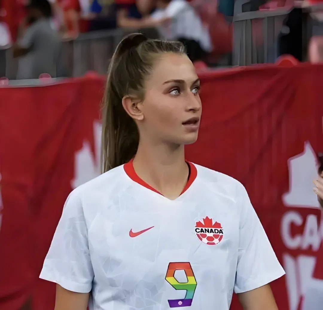 加拿大女足队晋级到淘汰赛阶段