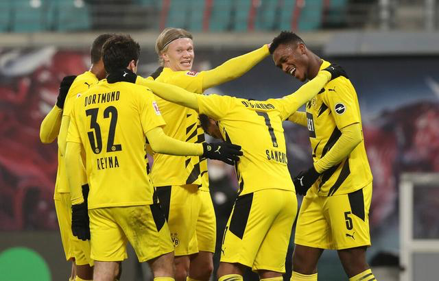 爱游戏官方入口-关于随着伤愈归来，巨星重回球场助队取胜的信息