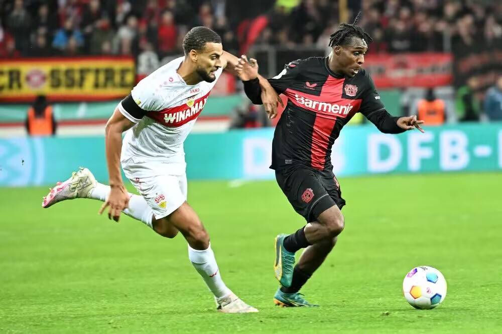 爱游戏app下载-斯图加特客场取胜，结束连败尴尬