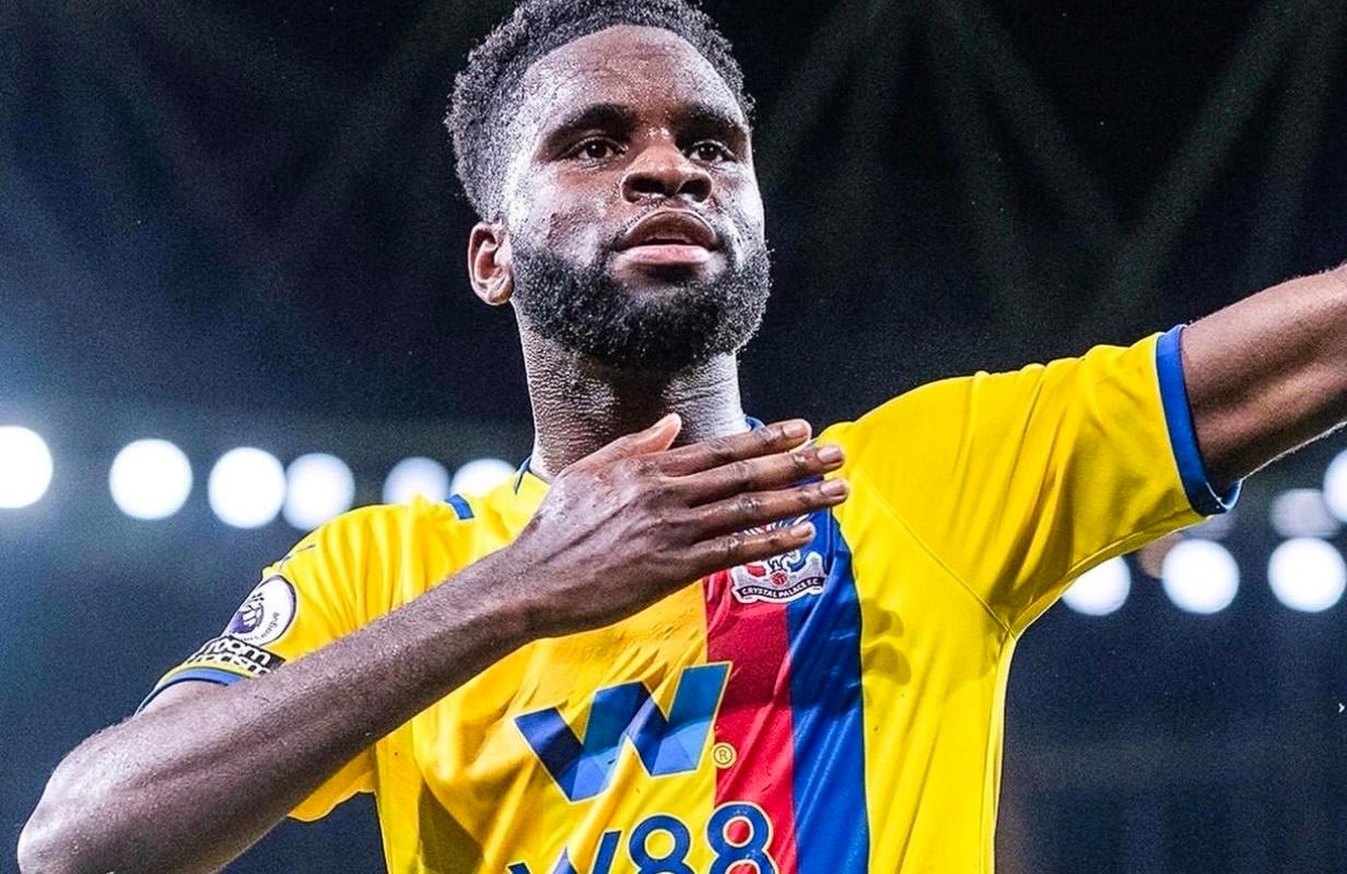 爱游戏中国官网-诸强战平！黄鹏队战平南安普顿，英超保级竞争再陷僵局