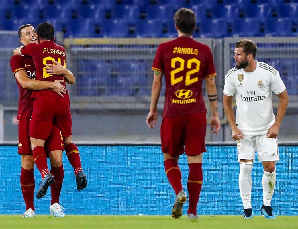 佛罗伦萨中场受伤,缺席接下来几场比赛 佛罗伦萨中场受伤,缺席接下来几场比赛