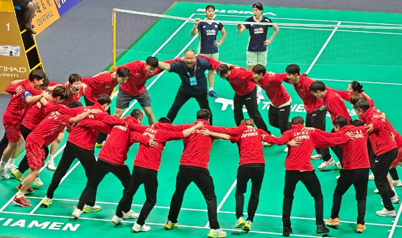 精彩回放揭秘胜负关键，赛场氛围热烈的简单介绍