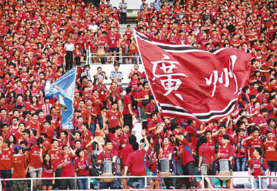 爱游戏网页版-恒大客场击败绿城，继续保持不败战绩的简单介绍