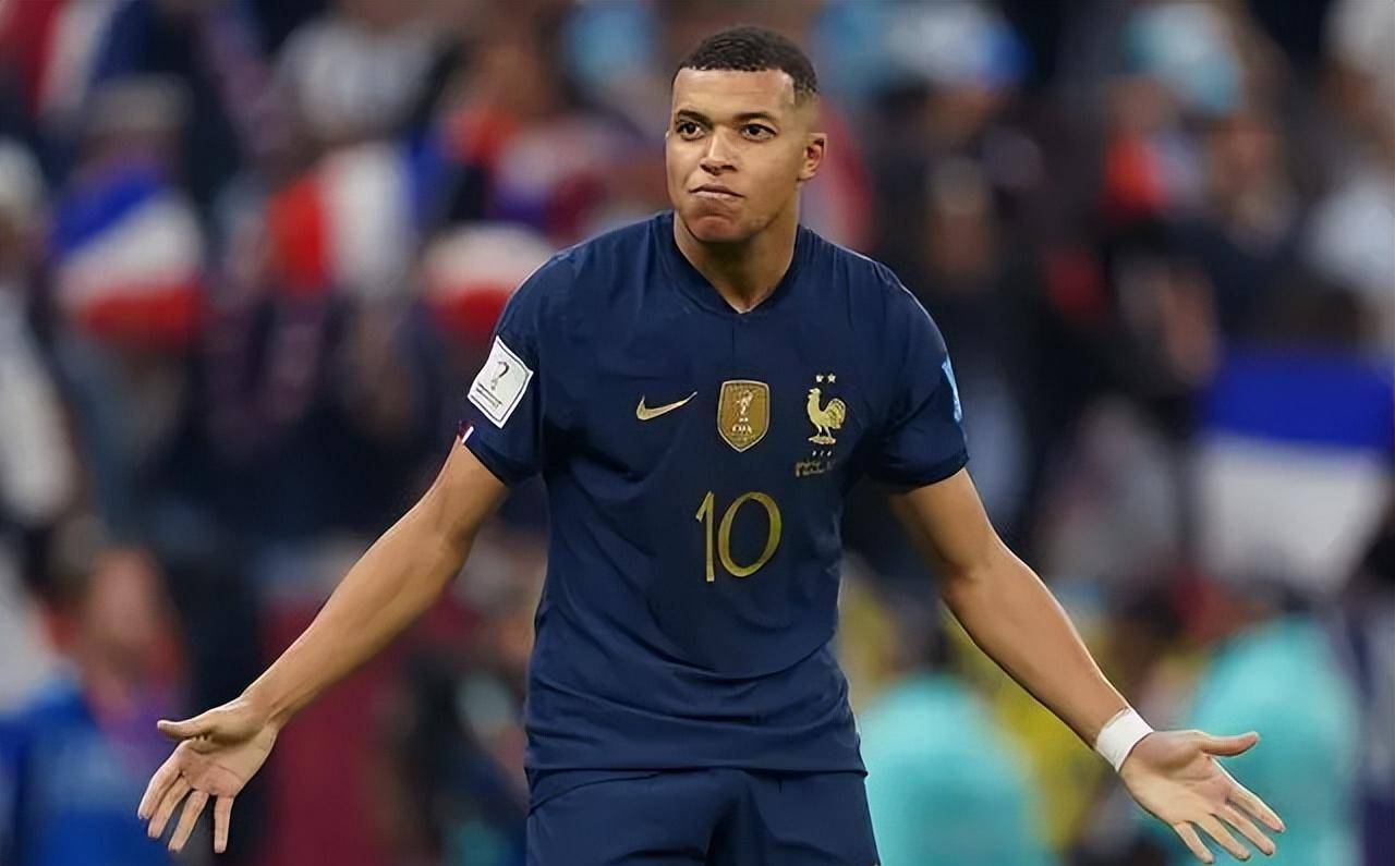 爱游戏app下载-关于惊艳登场：新晋球星在欧洲杯上的表现引人瞩目的信息