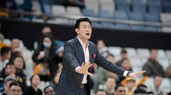 青年人表现抢眼，击败老将实现逆袭