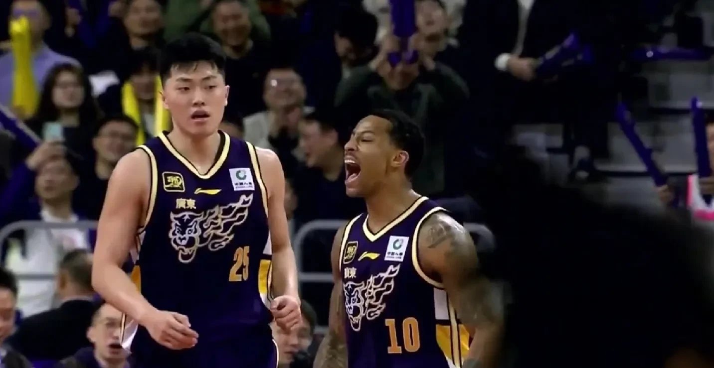 爱游戏官网-战火再起：辽宁队险胜浙江队