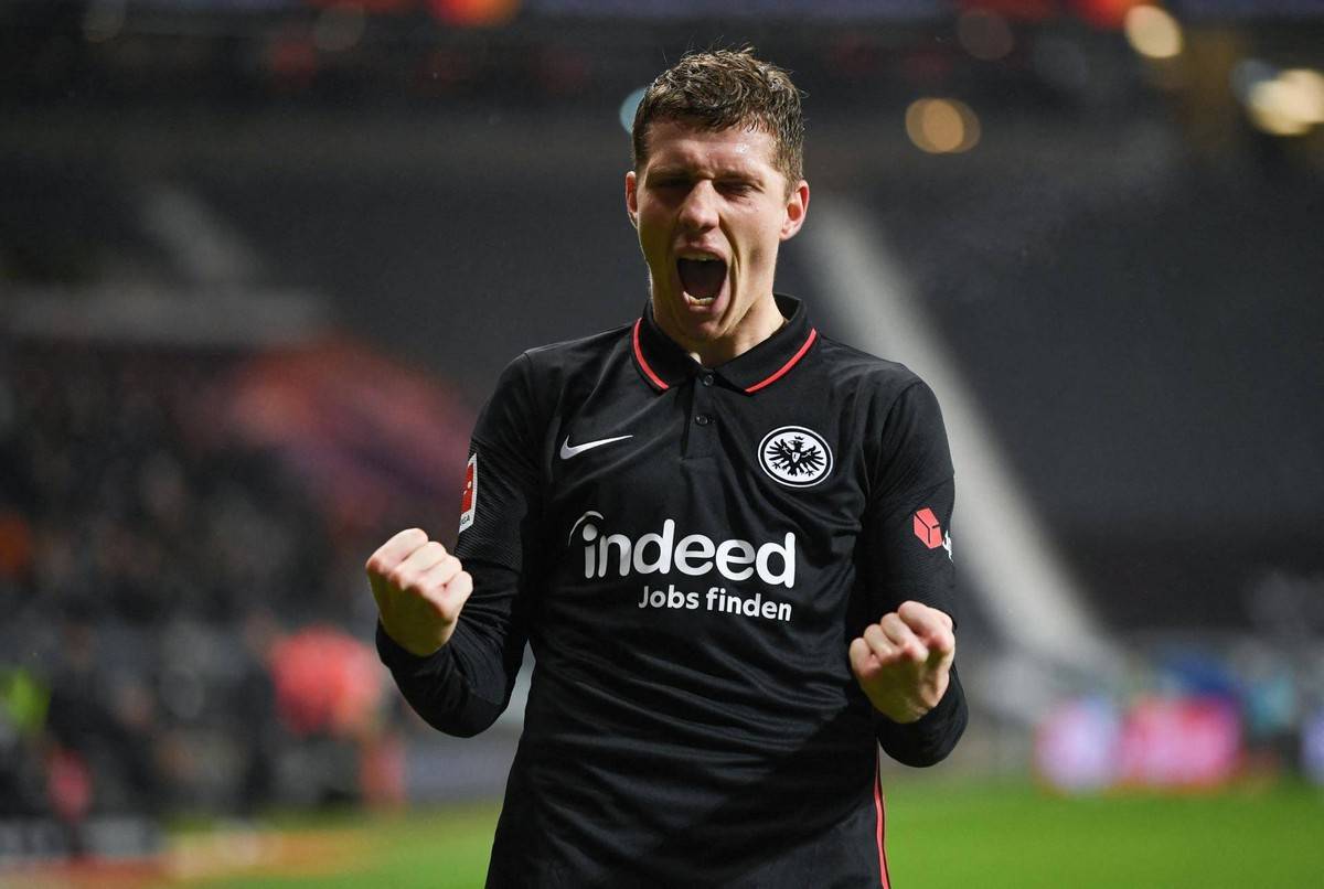 弗赖堡逆转取胜，实现积分榜反弹的简单介绍