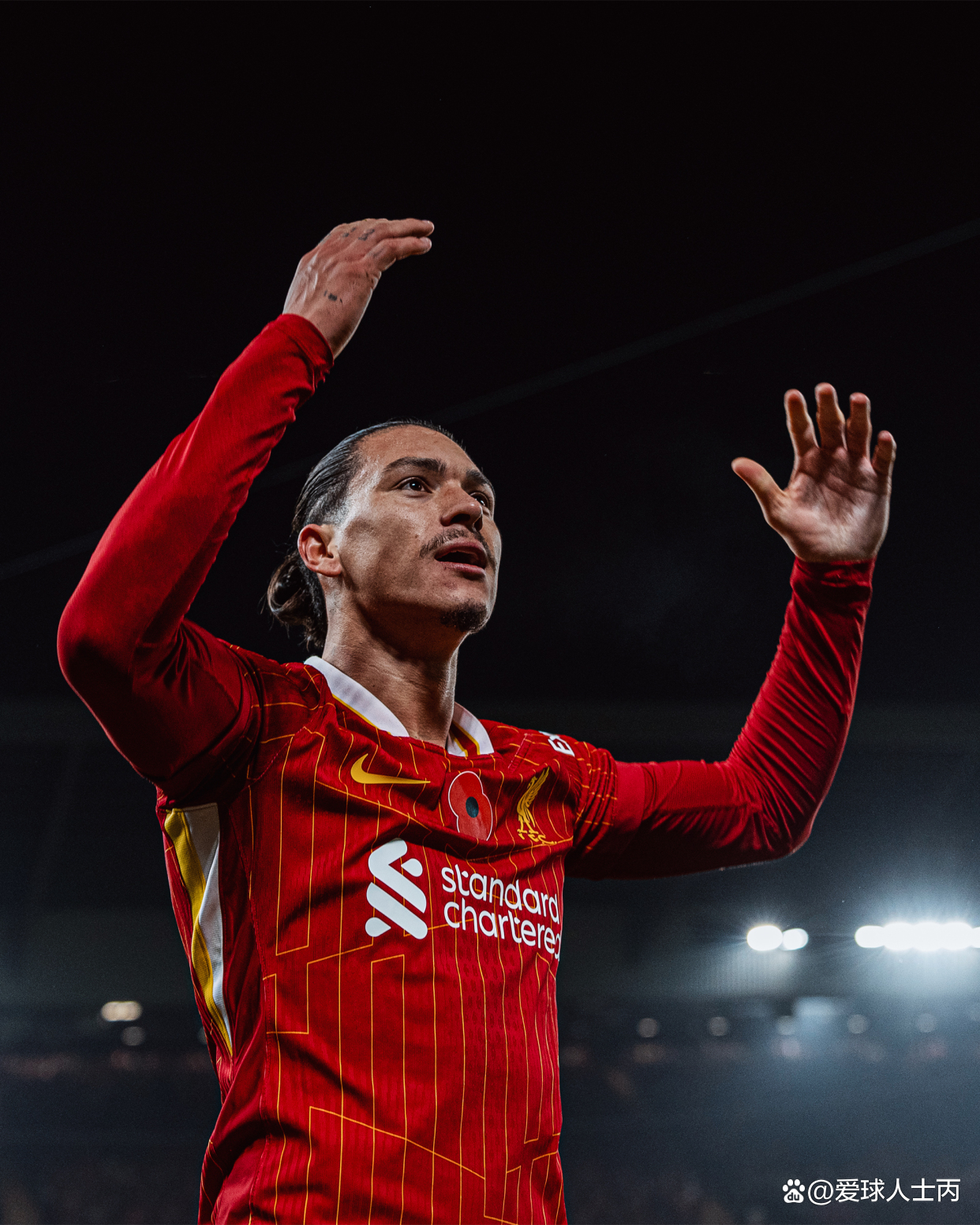 尤文图斯英雄帽子戏法，卫冕意甲冠军的简单介绍