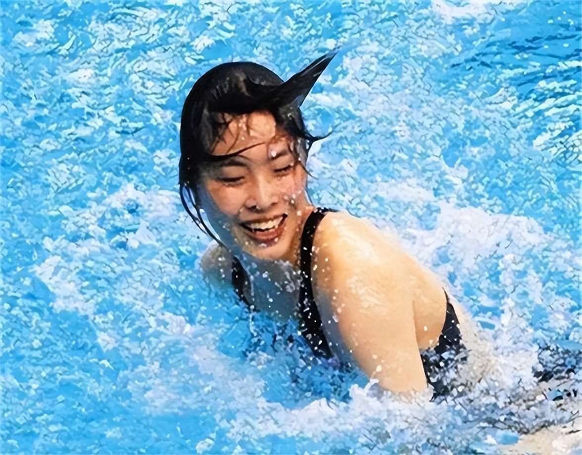 日本选手在跳水赛中惊艳表现