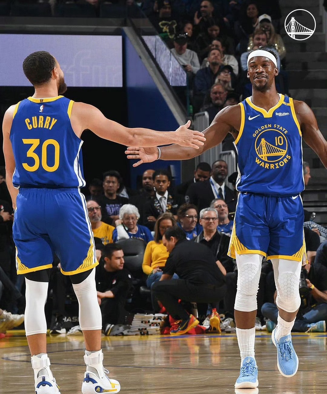 勇士球员接受训练准备下一场胜利之战的简单介绍