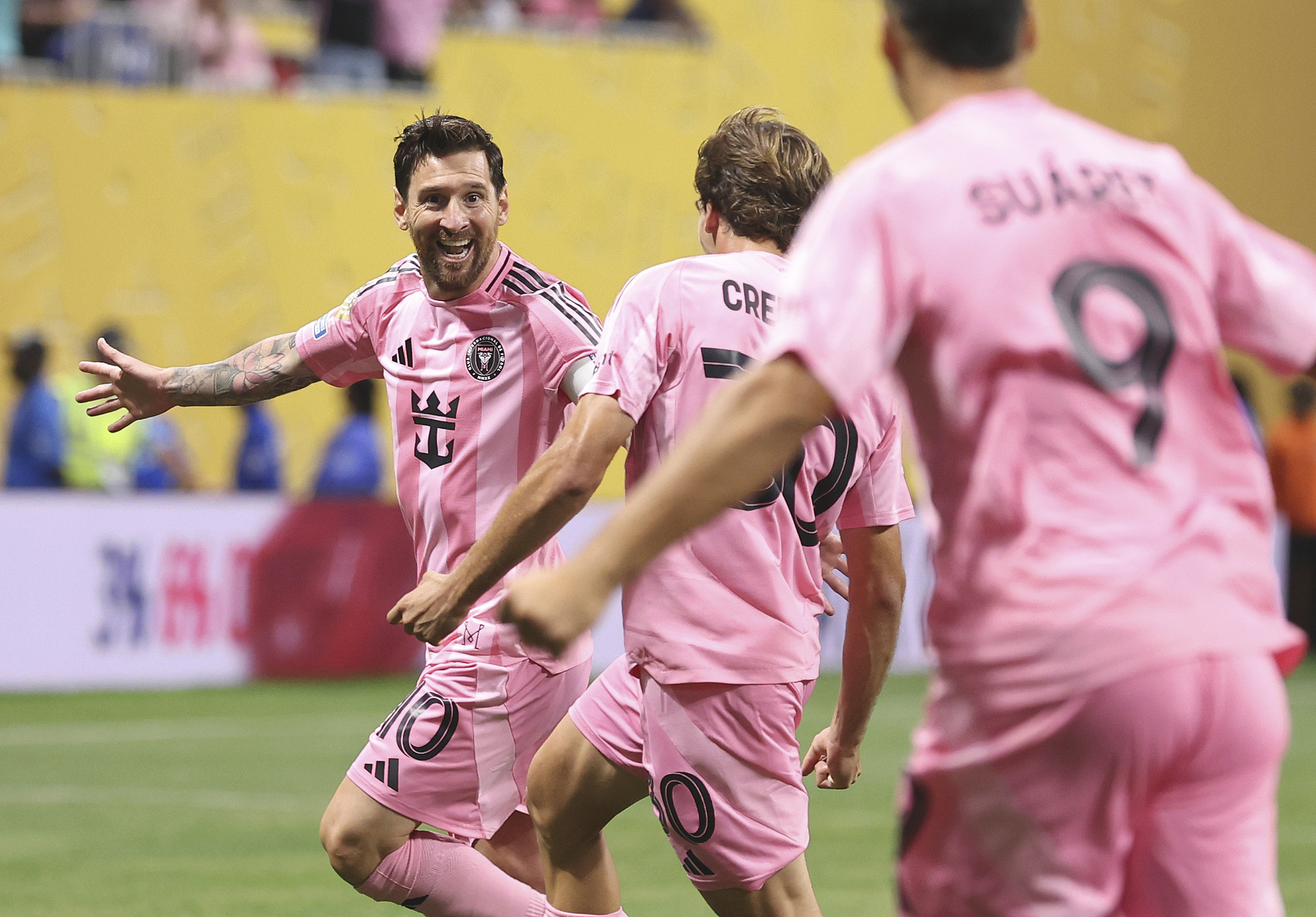 爱游戏网页版入口-波尔图惨败于拜仁，欧冠四强梦碎的简单介绍