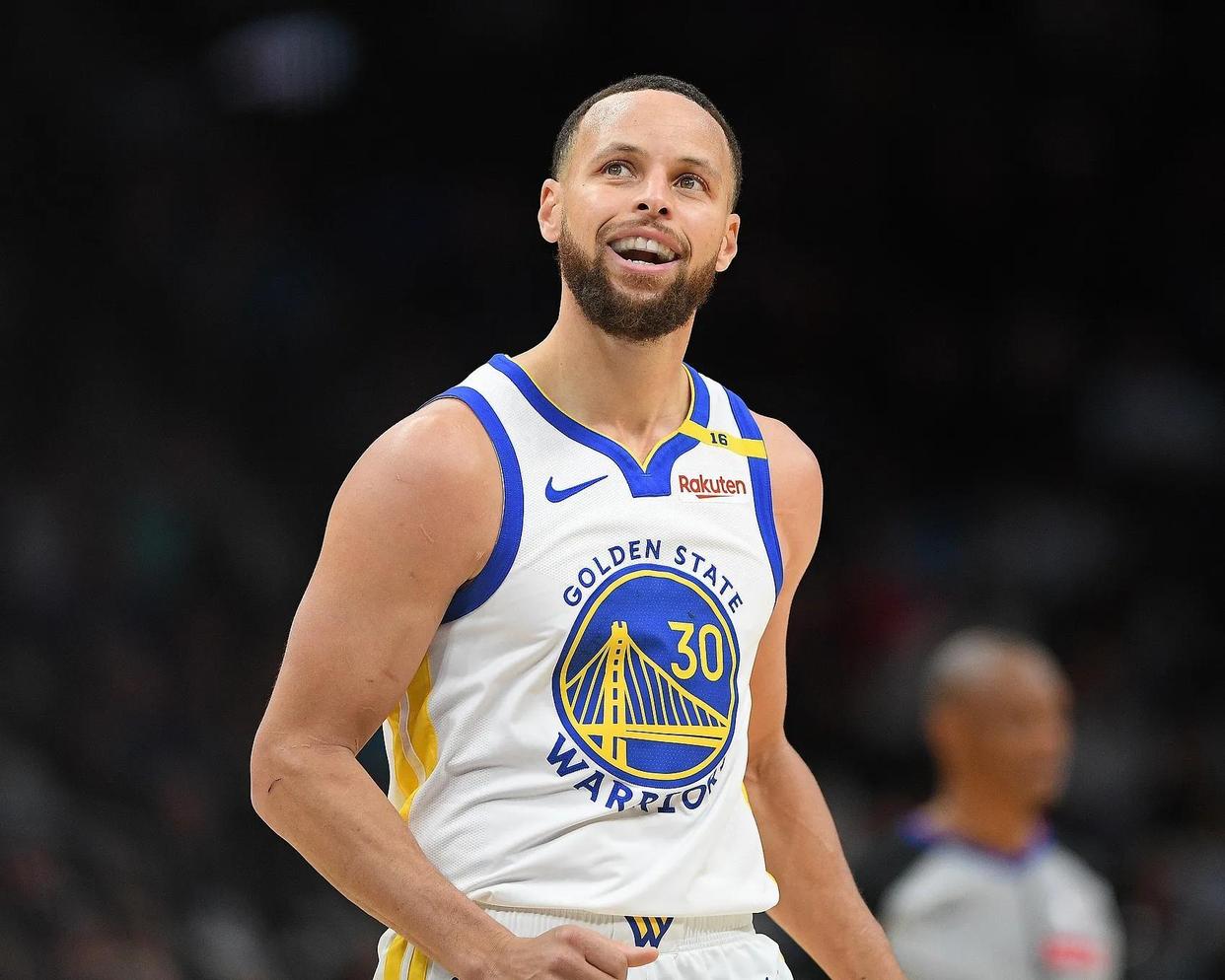 关于篮网全队发威，横扫勇士延续胜利连胜的信息