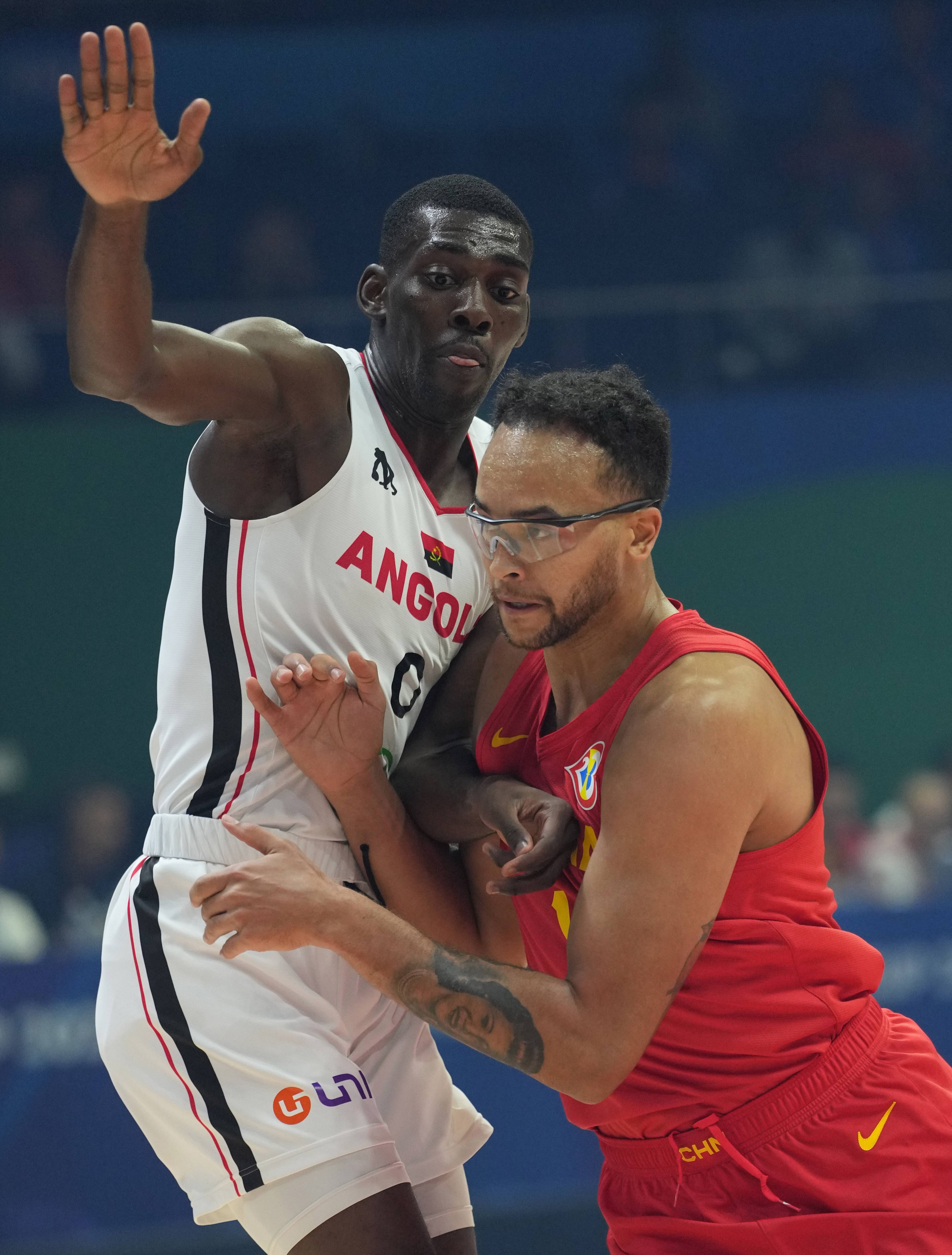 包含南美国家篮球队士气高昂，准备参加国际比赛的词条