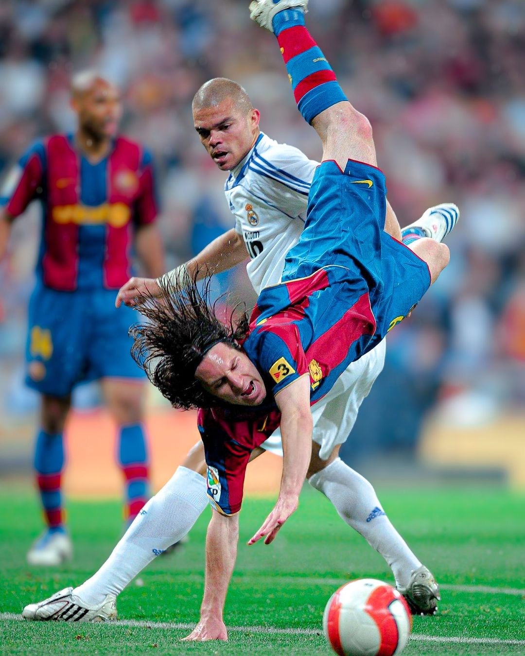 国家德比再度惊艳球迷 国家德比再度惊艳球迷